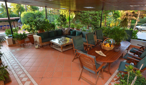 Εξωτερική όψη - Outdoor view
